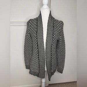 Talbots Women’s Cardigan Sweater Size XS Chunky Knit Black White Open Front